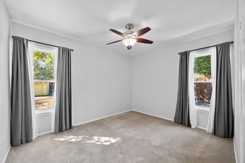 Tiny photo for 1701 Crown DR, Austin, TX 78745 (MLS # 9937430)
