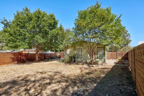Tiny photo for 1701 Crown DR, Austin, TX 78745 (MLS # 9937430)