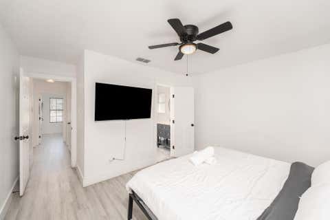 Tiny photo for 7300 Lazy Creek DR, Austin, TX 78724 (MLS # 2675431)