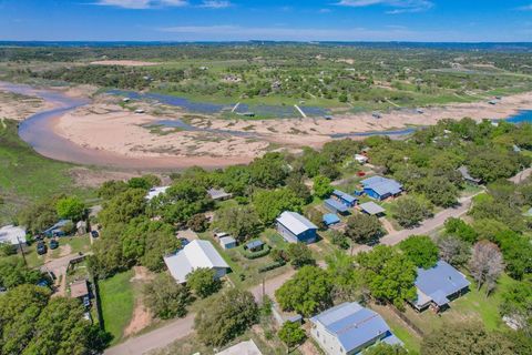 122 Ridge DR Spicewood TX 78669