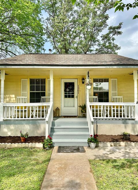 A home in Smithville