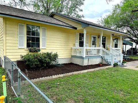 A home in Smithville