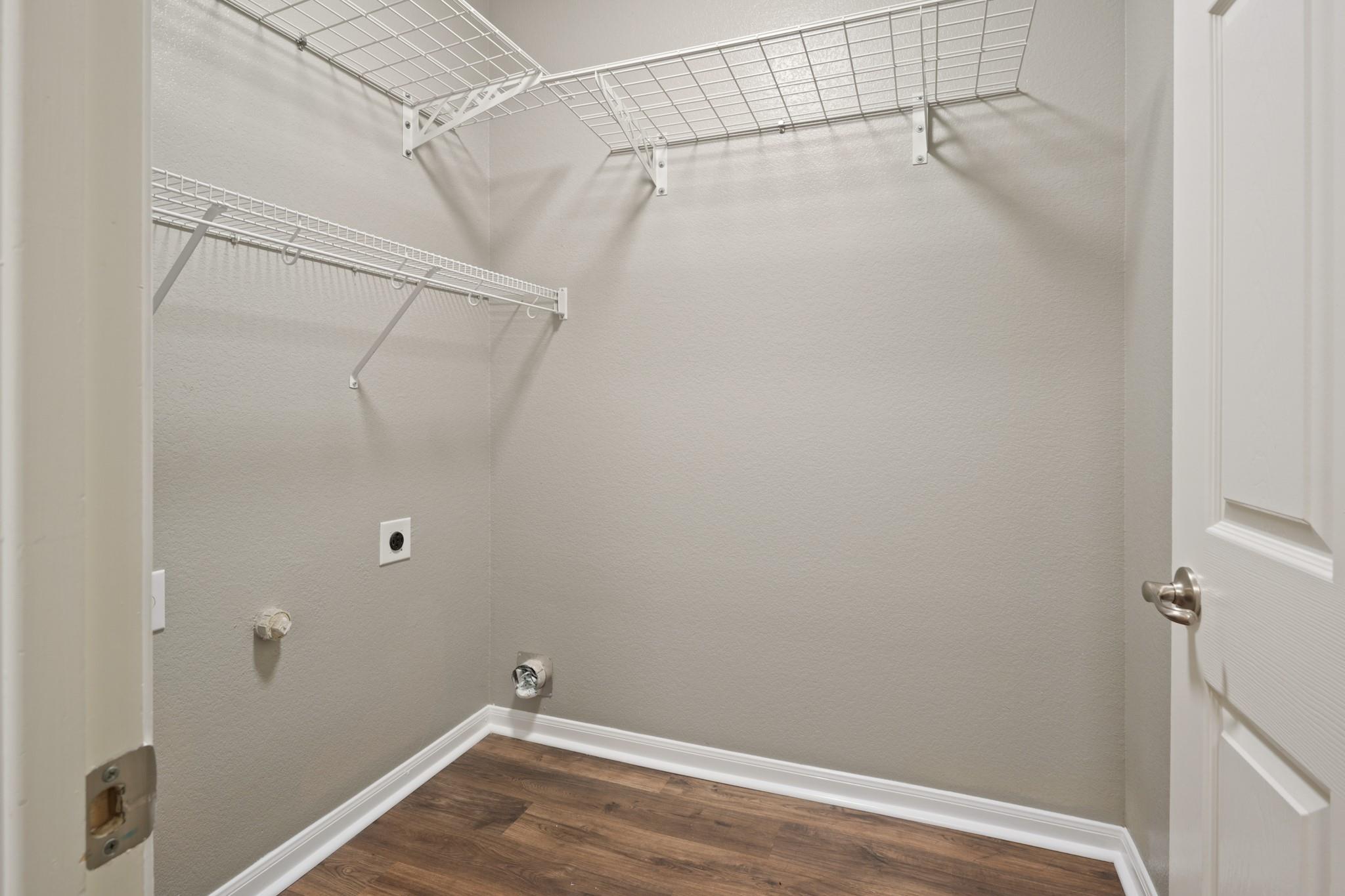 Georgetown, Texas 78628, United States, 4 Bedrooms Bedrooms, ,3 BathroomsBathrooms,Residential,Active,136421