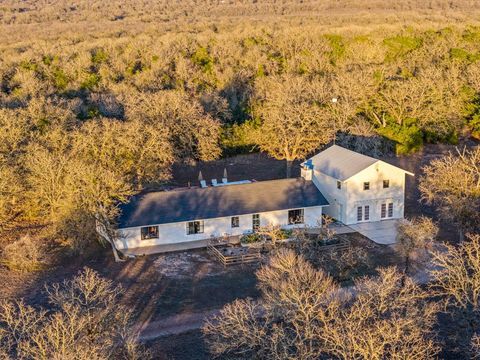 510 Thousand Oaks DR Cedar Creek TX 78612