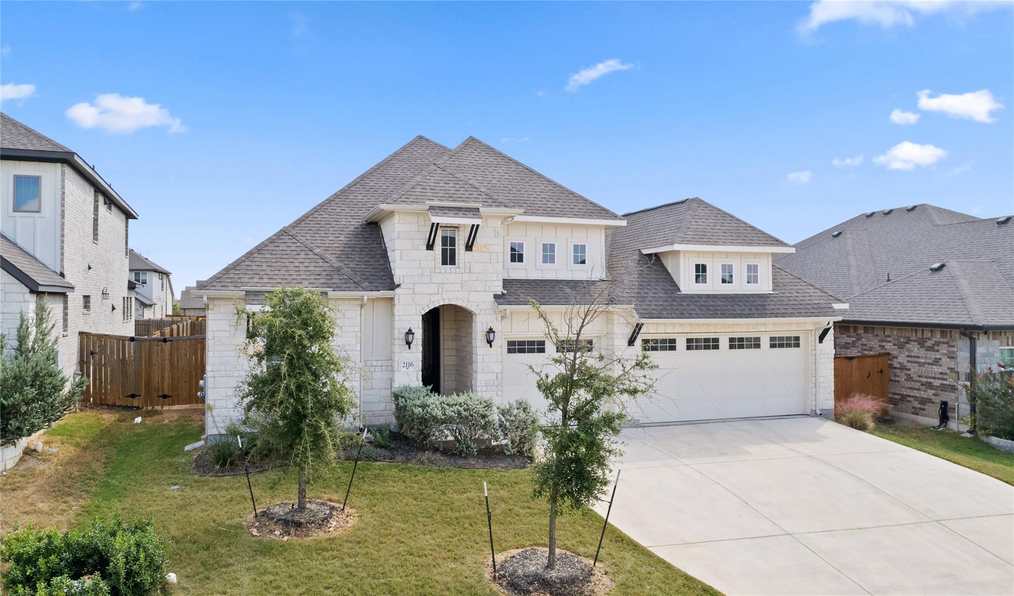 2116 Mar Vista LN