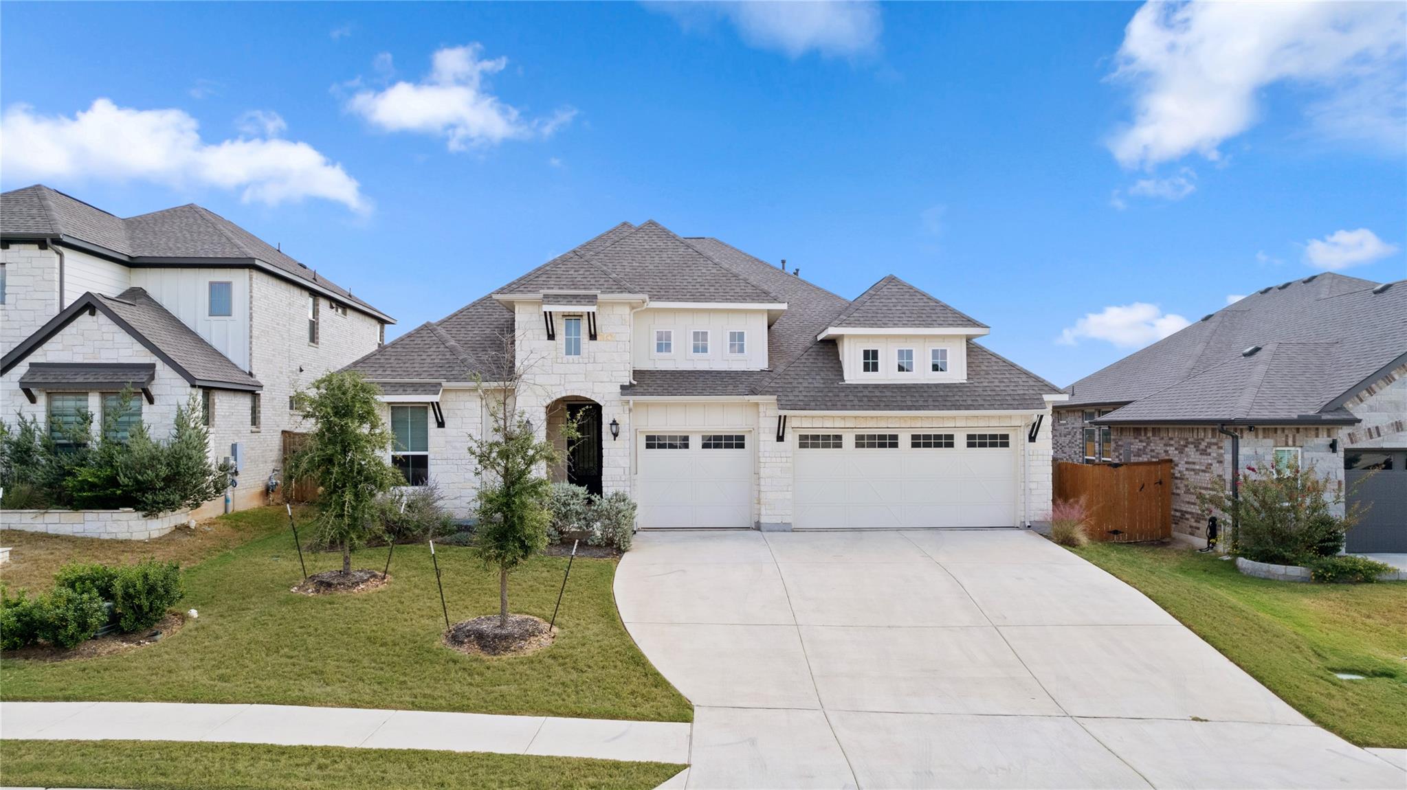 2116 Mar Vista LN