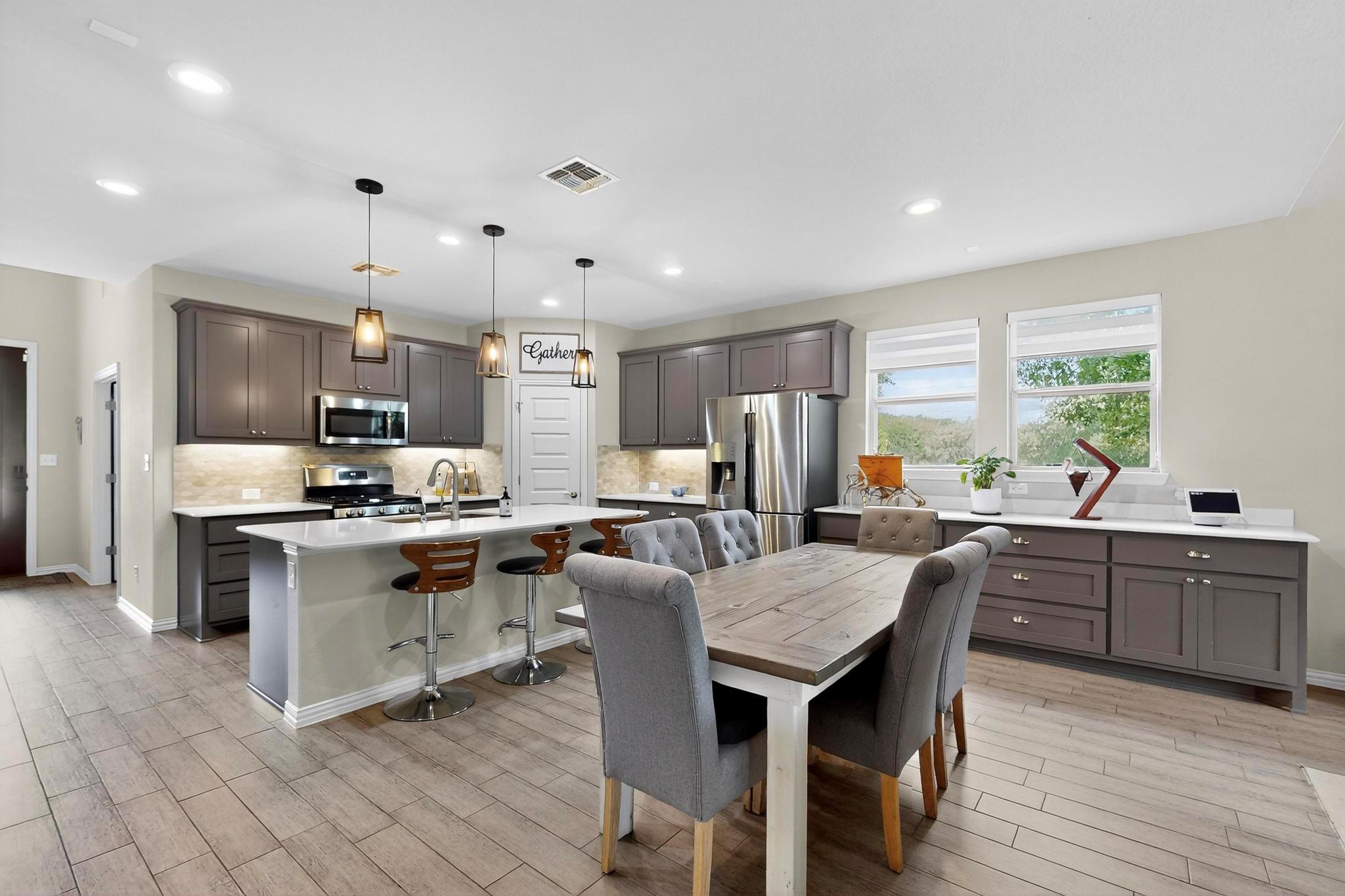 246 White Oak DR