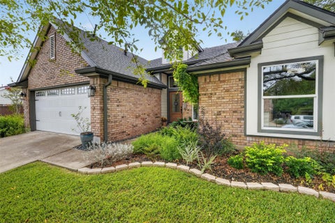 Photo of 3001 Six Gun TRL, Austin, TX 78748 (MLS # 2134201)