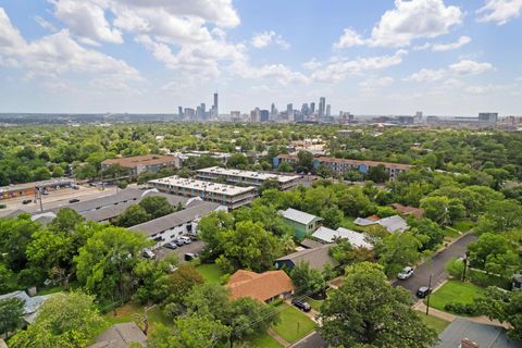 Photo of 1719 E 32nd ST, Austin, TX 78722 (MLS # 3311413)
