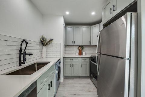 Tiny photo for 1200 E 52nd ST #205, Austin, TX 78723 (MLS # 4284305)