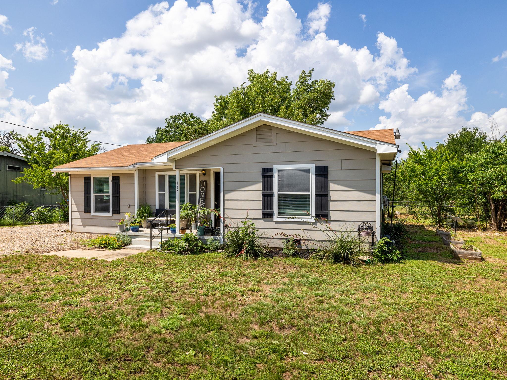 415 Brooks Mill RD