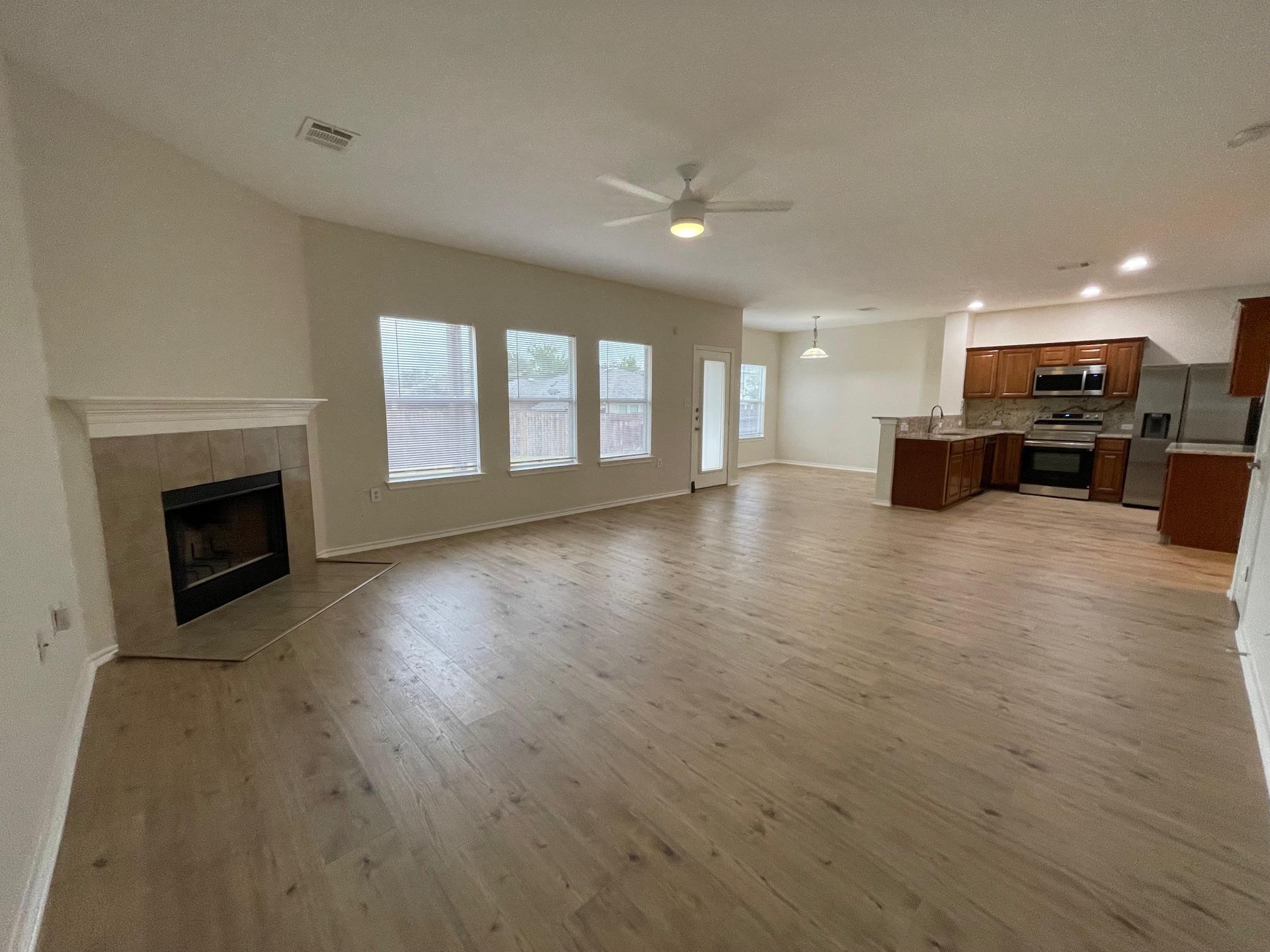 292 Housefinch LOOP