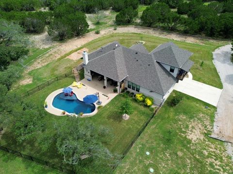 201 Brothers LN Burnet TX 78611