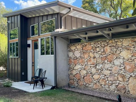 2305 Rundell PL Austin TX 78704