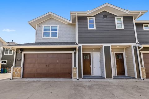 Photo of 1700 Cedar Bend DR #B, Austin, TX 78758 (MLS # 6150843)