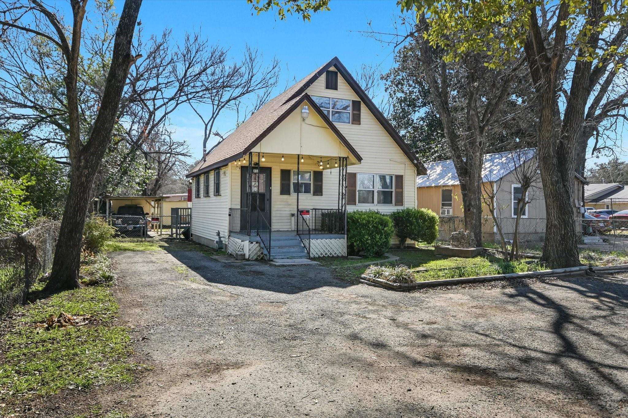 405 Montopolis DR