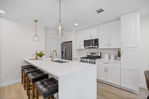 6005 Turtle Dove DR Austin TX 78744