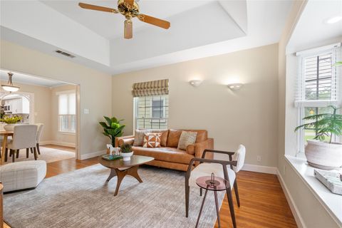 Photo of 2206 Newfield LN, Austin, TX 78703 (MLS # 9564436)