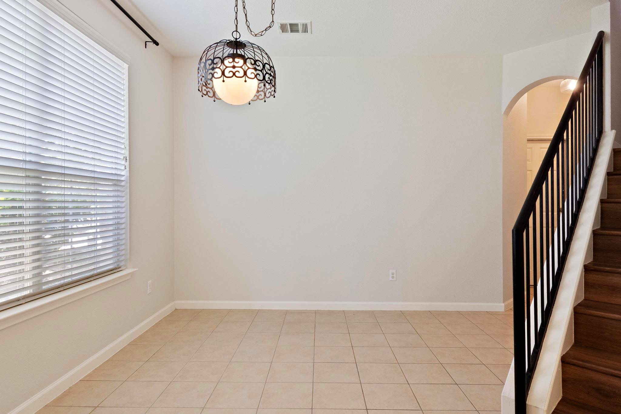 1900 Scofield Ridge PKWY 1703