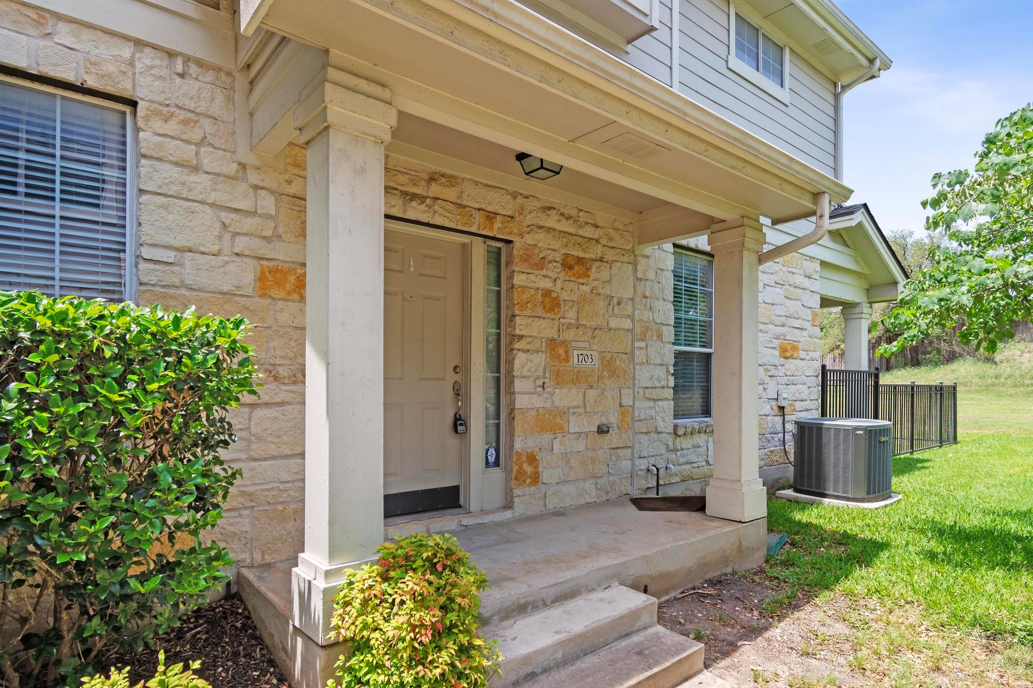 1900 Scofield Ridge PKWY 1703
