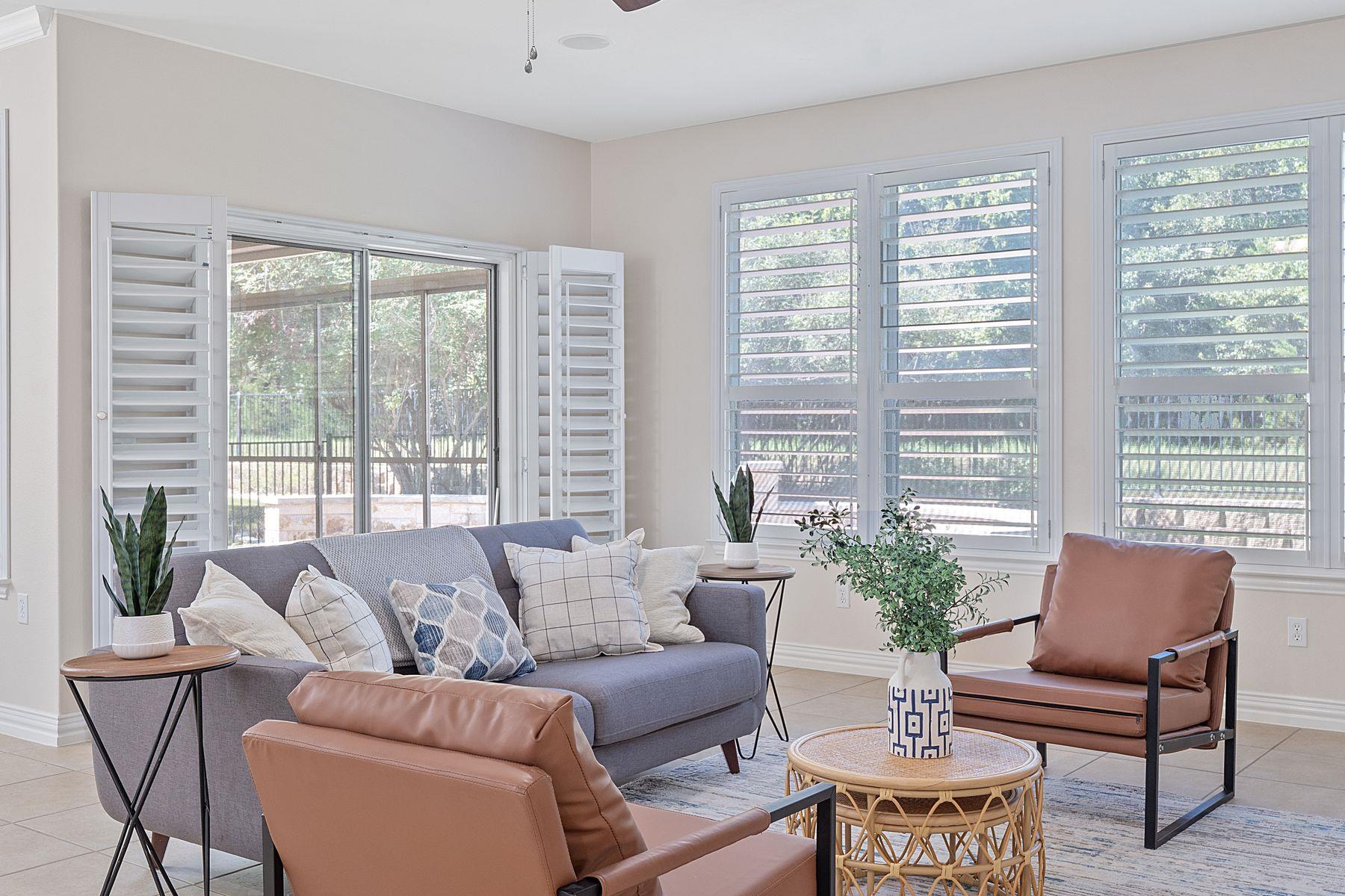 203 Independence Creek LN