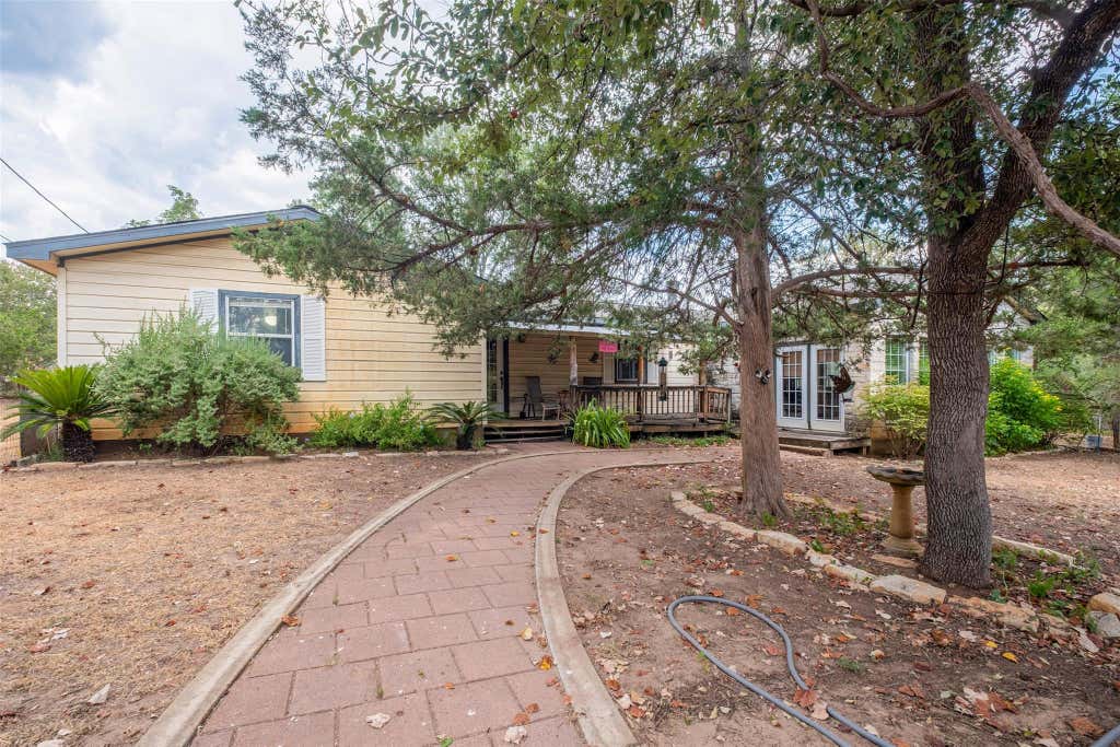 Photo of 434 Mt Olive RD, Cedar Creek, TX 78612 (MLS # 1580204)