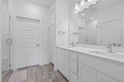 Tiny photo for 101 Cartwheel BND #52, Austin, TX 78738 (MLS # 9968472)