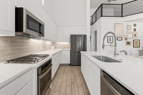 Tiny photo for 101 Cartwheel BND #52, Austin, TX 78738 (MLS # 9968472)