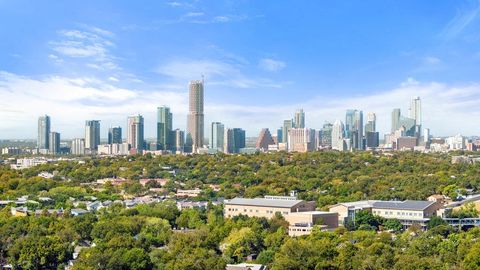 Photo of 1119 Tillery ST, Austin, TX 78702 (MLS # 8263103)