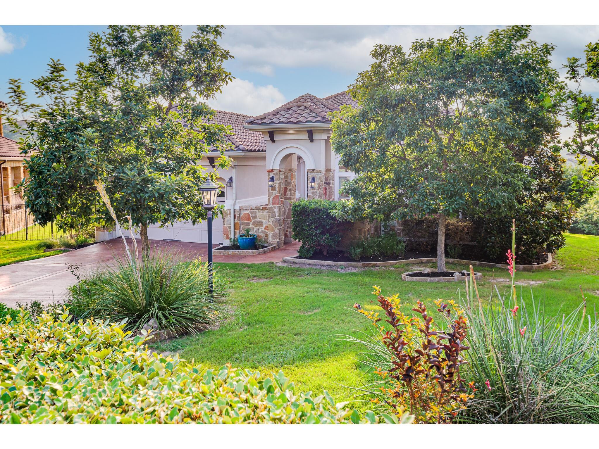 411 Rocky Coast DR