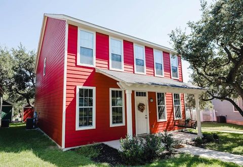 Photo of 411 Wetzel, Kyle, TX 78640 (MLS # 3934116)