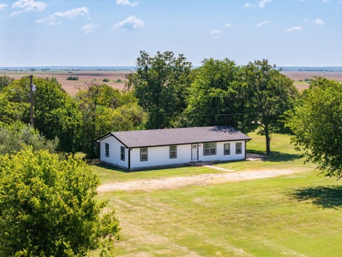 Photo of 212 E Taylor ST, Thrall, TX 76578 (MLS # 2448156)