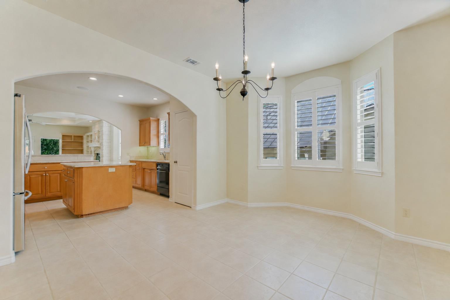 232 Fault Line DR