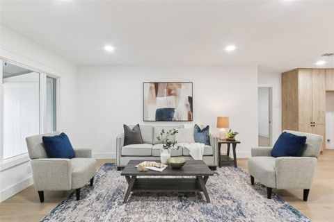 Tiny photo for 2322 Westoak DR, Austin, TX 78704 (MLS # 5783259)