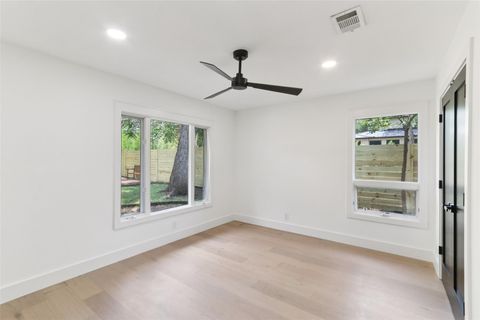 Tiny photo for 2322 Westoak DR, Austin, TX 78704 (MLS # 5783259)