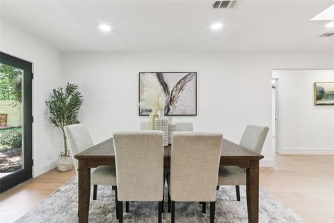 Tiny photo for 2322 Westoak DR, Austin, TX 78704 (MLS # 5783259)