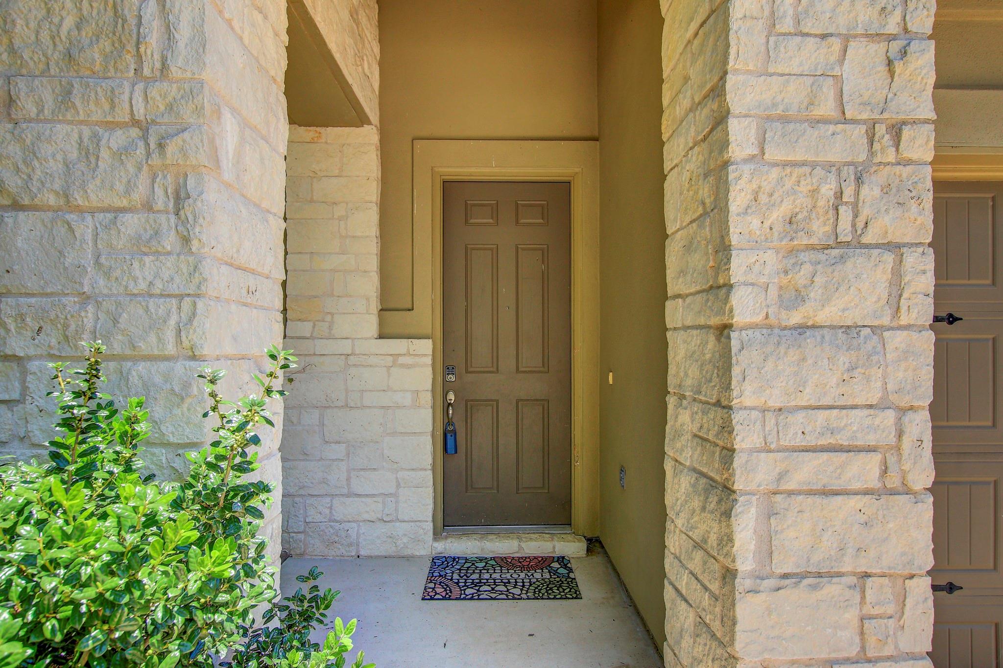 356 Quarry LN