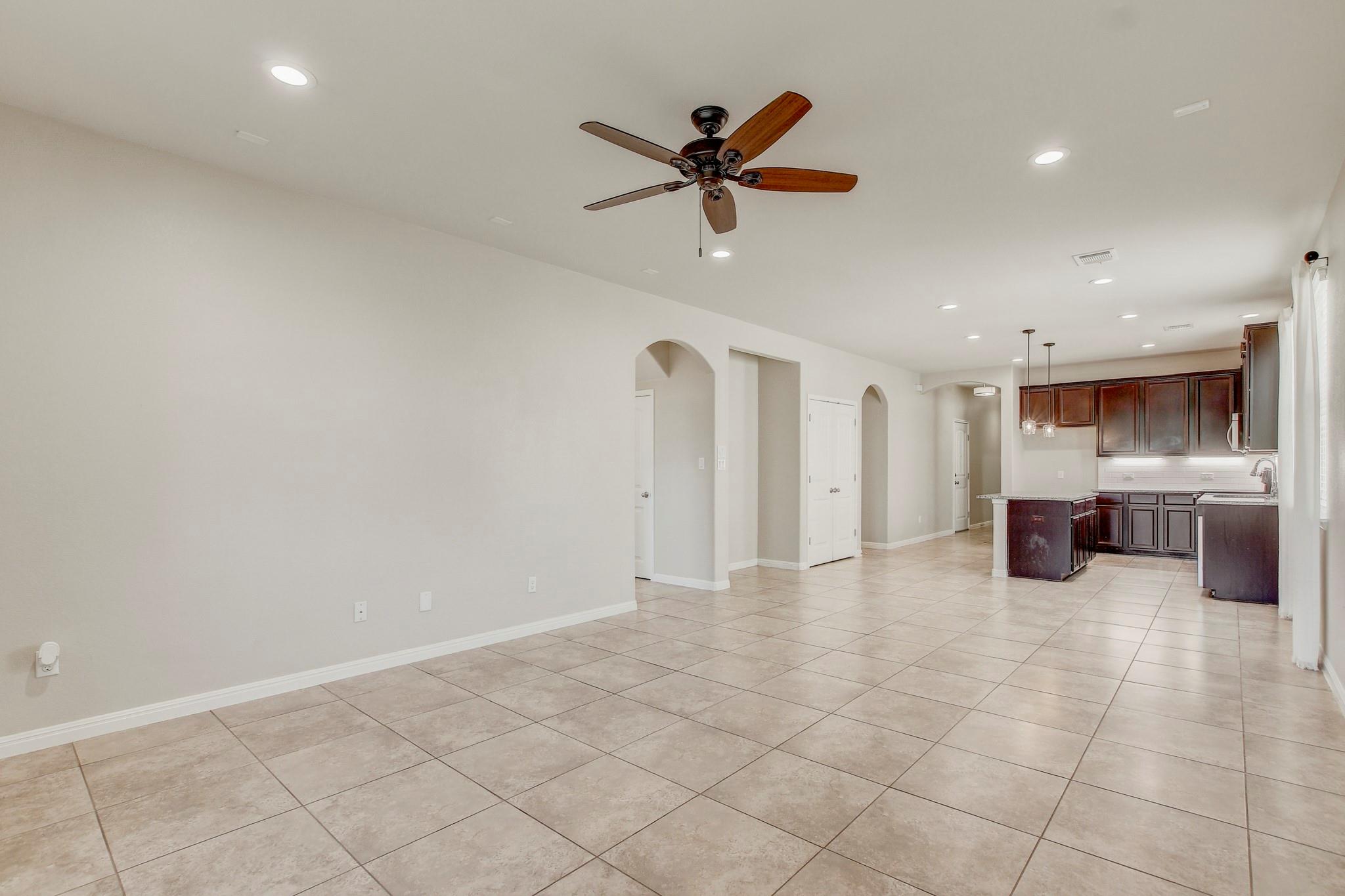356 Quarry LN