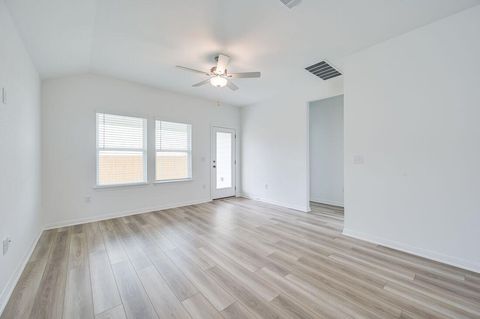 Tiny photo for 14113 Matterod DR, Del Valle, TX 78617 (MLS # 7122146)