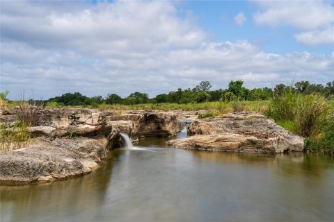 1594-200 Ranch Ranch Road 1320 Johnson City TX 78636