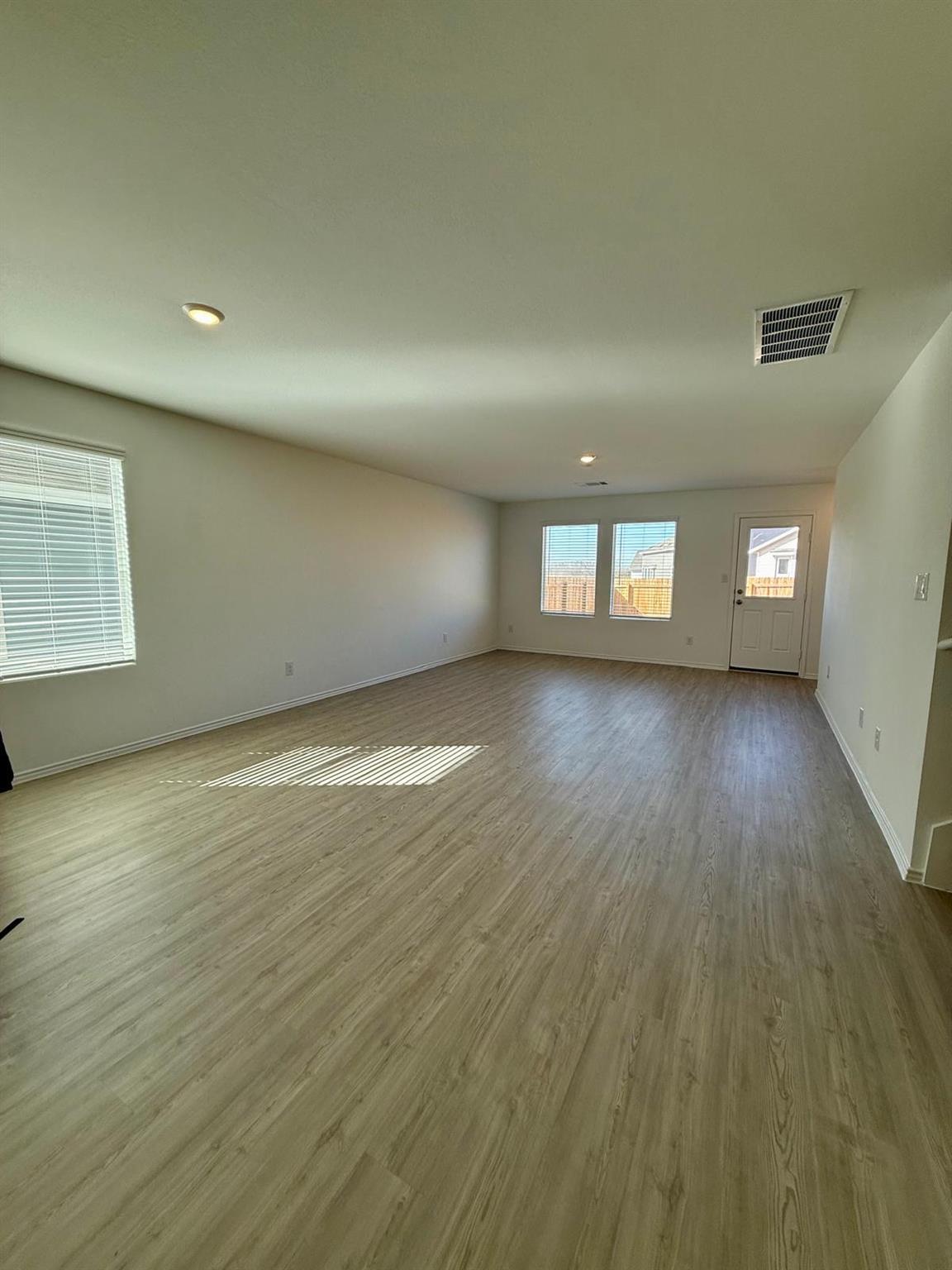 125 Painted Night RD