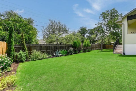 Tiny photo for 913 Presa Arriba RD, Austin, TX 78733 (MLS # 6680186)