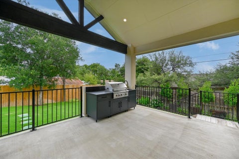 Tiny photo for 913 Presa Arriba RD, Austin, TX 78733 (MLS # 6680186)