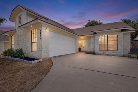 Photo of 8525 Birmingham DR, Austin, TX 78748 (MLS # 7194612)