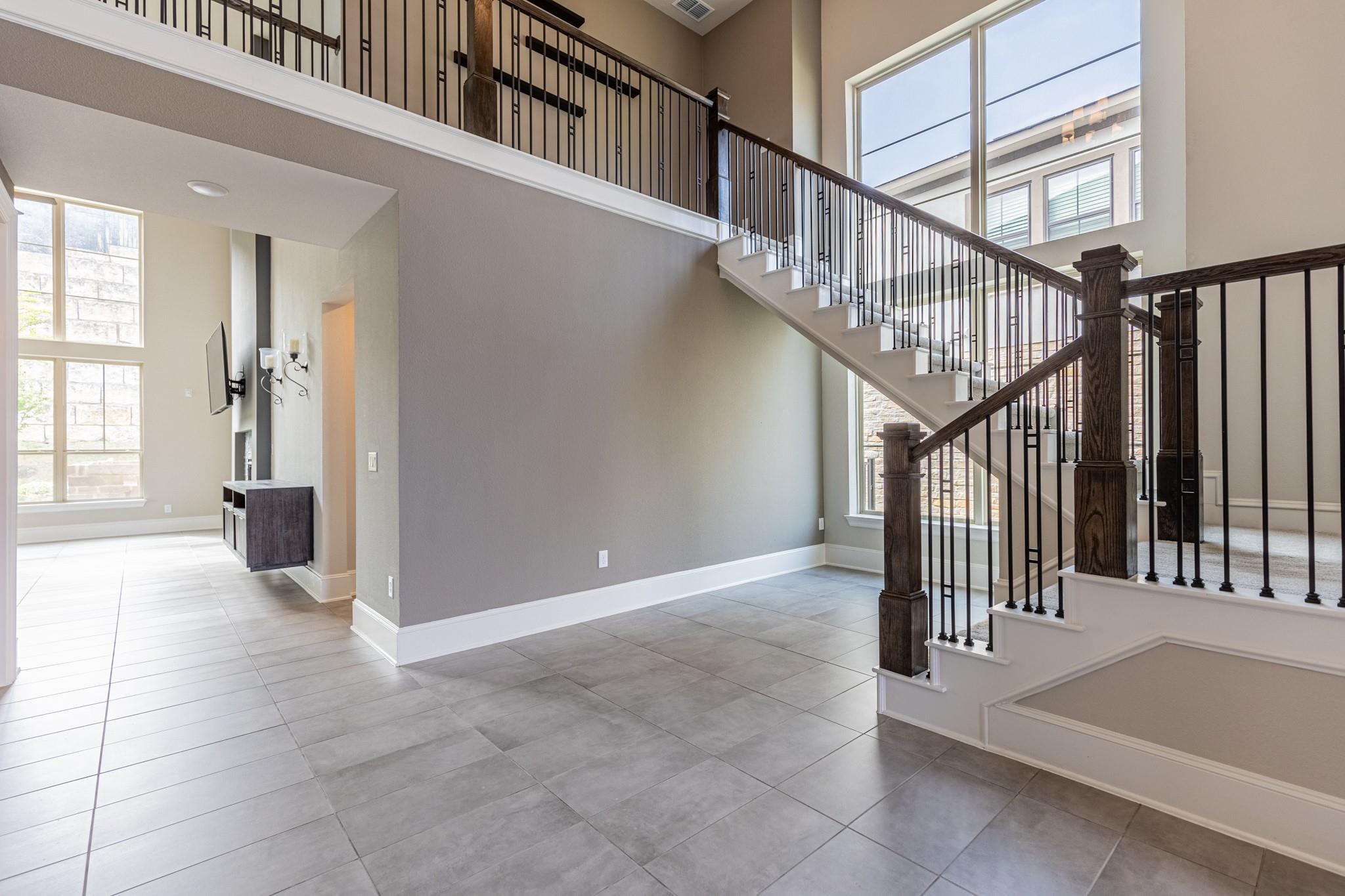 499 Anfield CIR