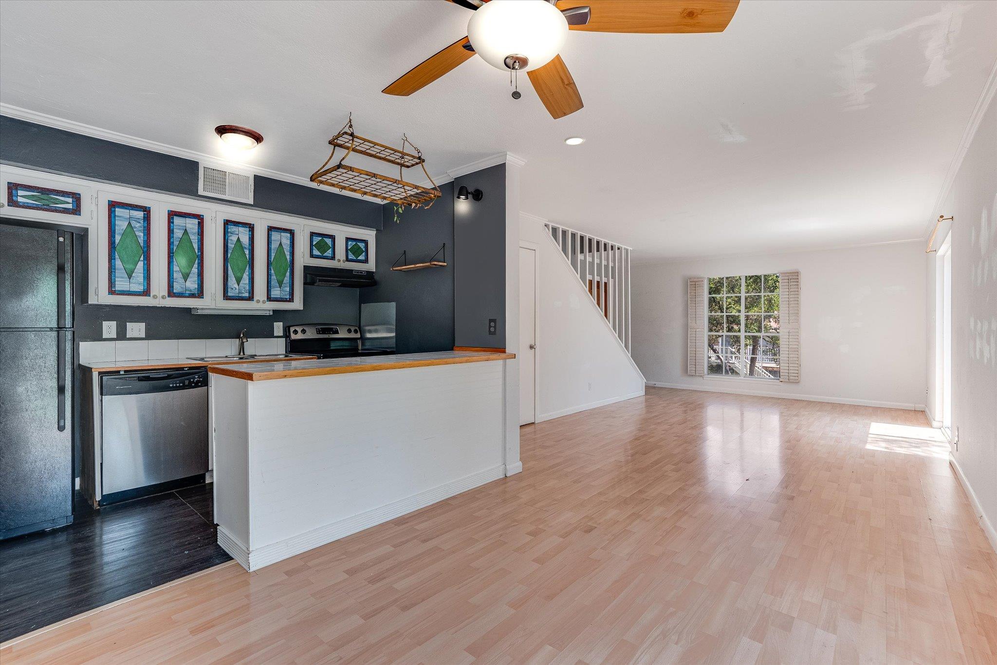 Austin, Texas 78704, United States, ,Residential,Active,145842