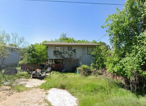 610 Clear Cove DR Marble Falls TX 78654