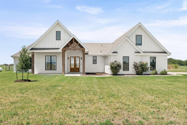 1060 HACKBERRY RD, SALADO, TX 76571 - Image f5bf9eacb5d9bcde7b52ef6389c845e3/79143597