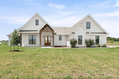 1060 Hackberry RD Salado TX 76571