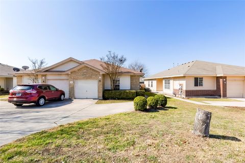 Photo of 2808 SOUTHAMPTON WAY #A, Round Rock, TX 78664 (MLS # 3550983)